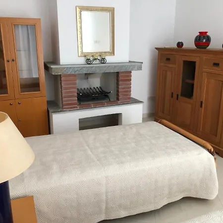 White House For A Perfect Family Holiday * Peja