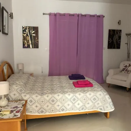 Willa White House For A Perfect Family Holiday *