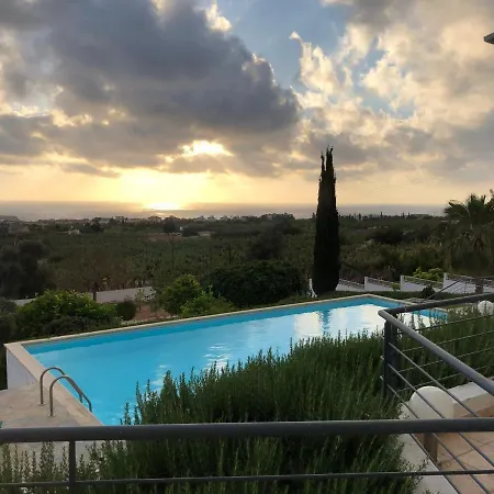 Willa White House For A Perfect Family Holiday